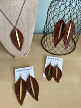 Load image into Gallery viewer, Saddle Brown Raven Collection