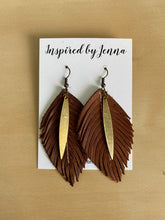 Load image into Gallery viewer, Saddle Brown Raven Collection