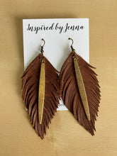 Load image into Gallery viewer, Saddle Brown Raven Collection